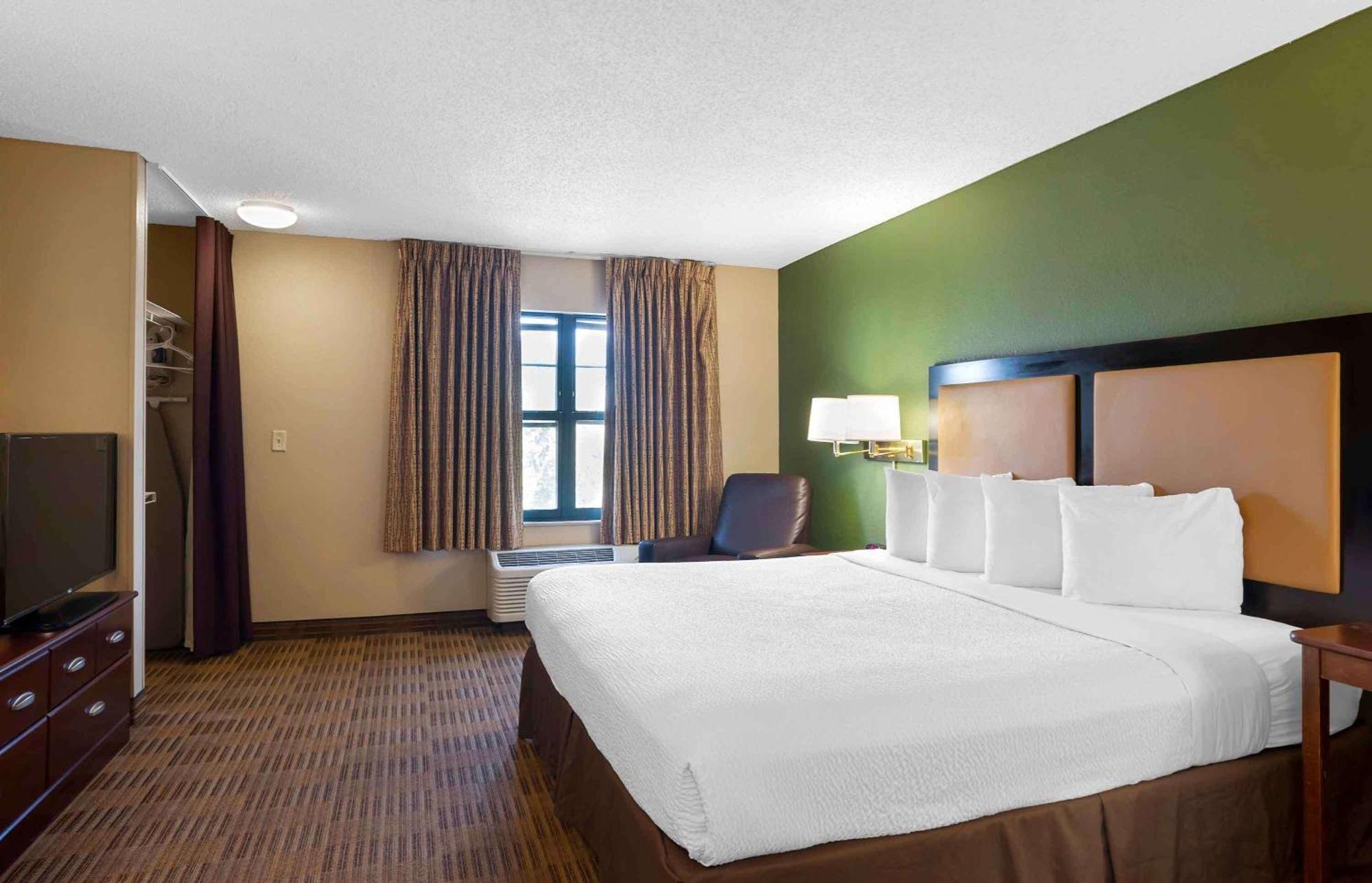 Extended Stay America Select Suites - Chicago - Hanover Park Ngoại thất bức ảnh