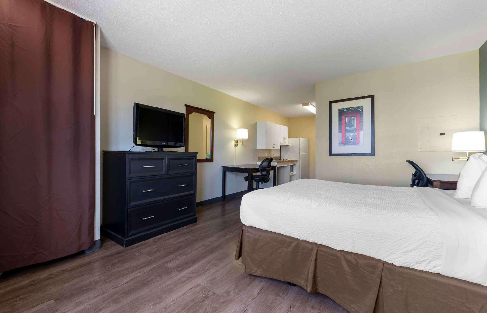 Extended Stay America Select Suites - Chicago - Hanover Park Ngoại thất bức ảnh