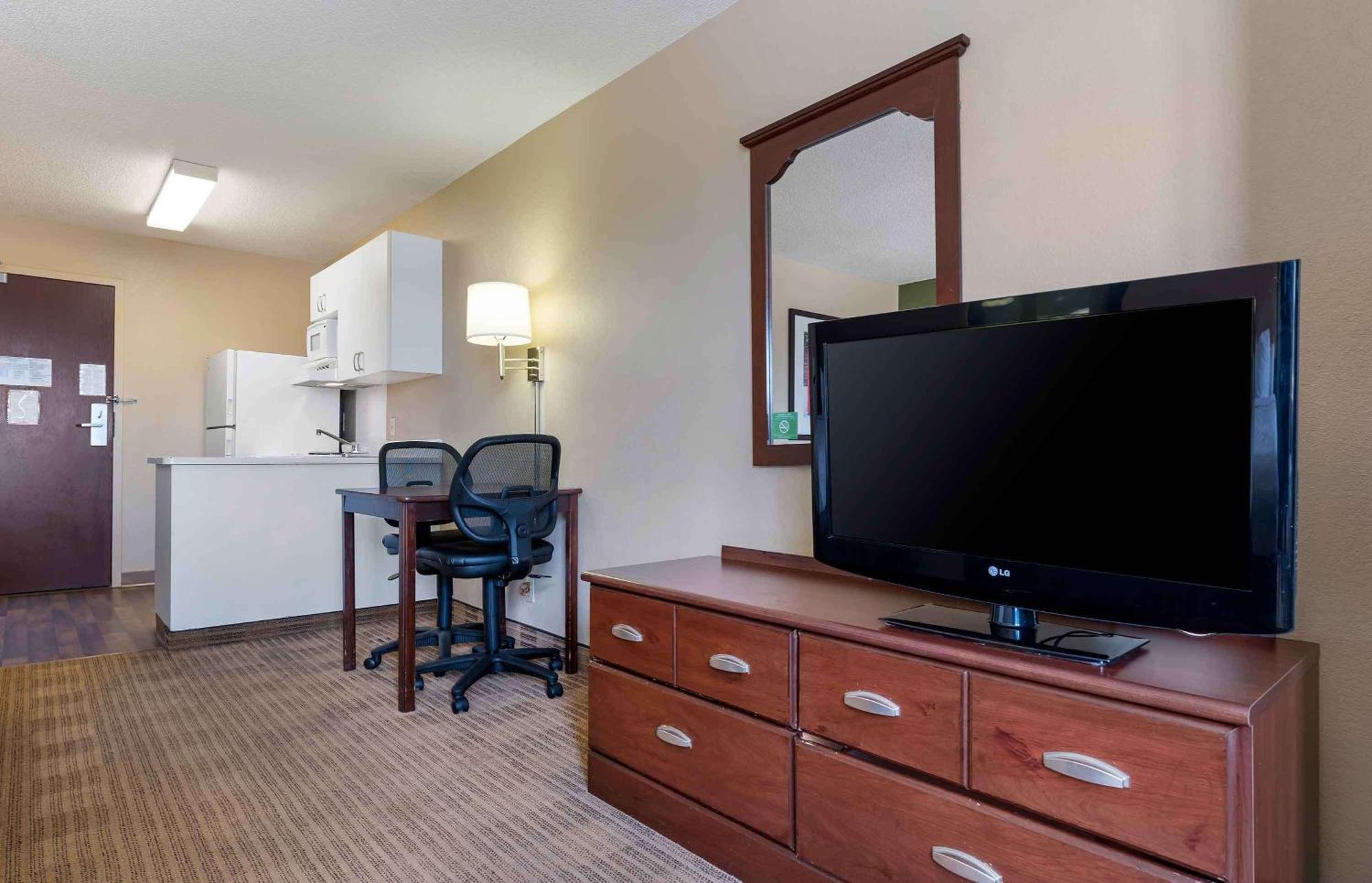 Extended Stay America Select Suites - Chicago - Hanover Park Ngoại thất bức ảnh